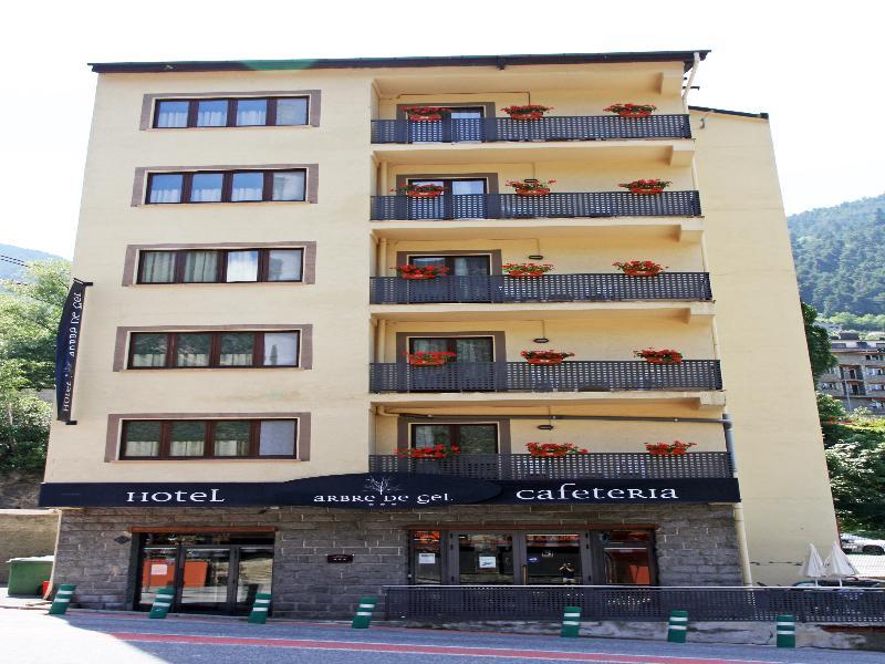Hotel Arbre De Neu Encamp Luaran gambar